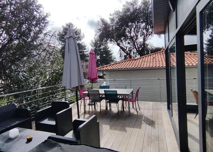 Villa Papillon***. Location appartement 1er étage.