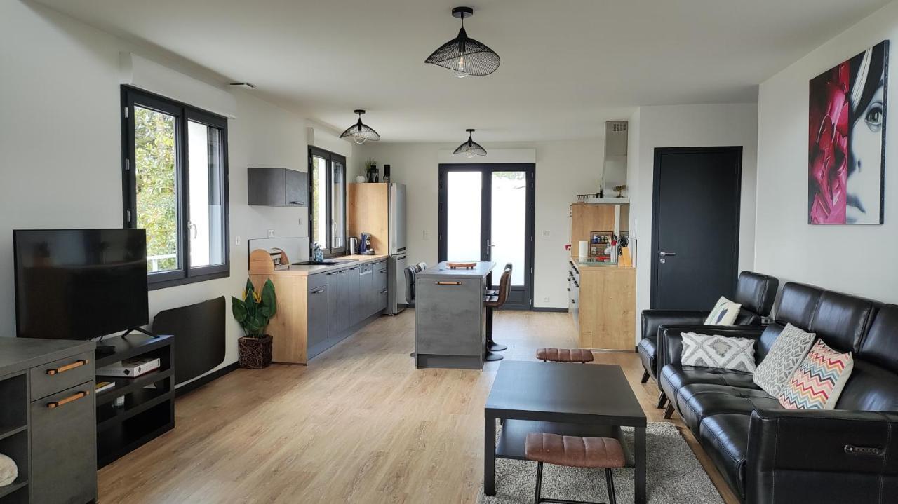 Papillon***. Location 1er Etage.